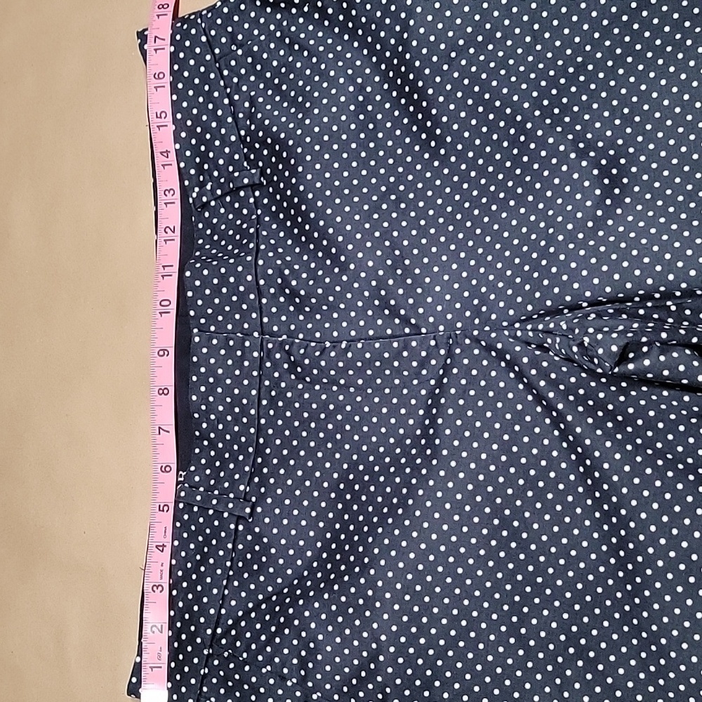 Ann Taylor Size 12 Navy Blue with White Polkadot Cambridge Crop Pants, NWOT - Picture 3 of 10